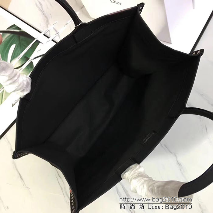 DIOR迪奧 Book Tote 絲絨小牛皮 飾以鉚釘 手提購物袋  zdo1164